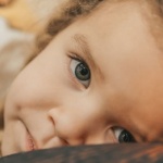 Cauchemars chez l’enfant : comment les apaiser et retrouver des nuits sereines ?