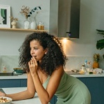 Manger sans règles : 7 clés pour adopter l’alimentation intuitive au quotidien