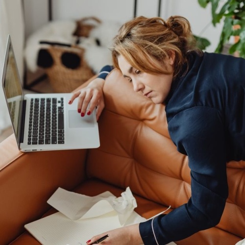 Travailler mieux, sans pression : 10 habitudes pour booster votre productivité au quotidien