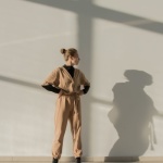 Beige & Chic : idées de tenues féminines pour un look élégant en toute saison