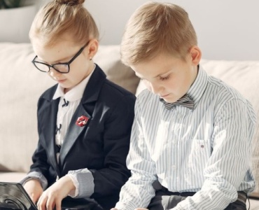 Grandir à l’ère des écrans : guider les enfants vers un numérique responsable