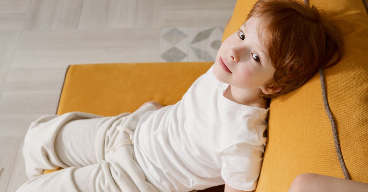 Respecter le corps de l’enfant : guider son intimité avec douceur et confiance
